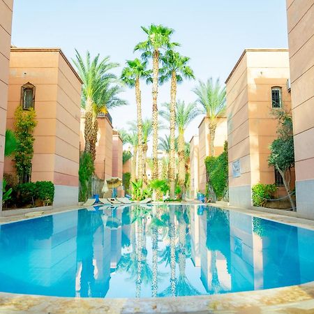 Riad The Moroccans Pool And Terrace Маракеш Екстериор снимка